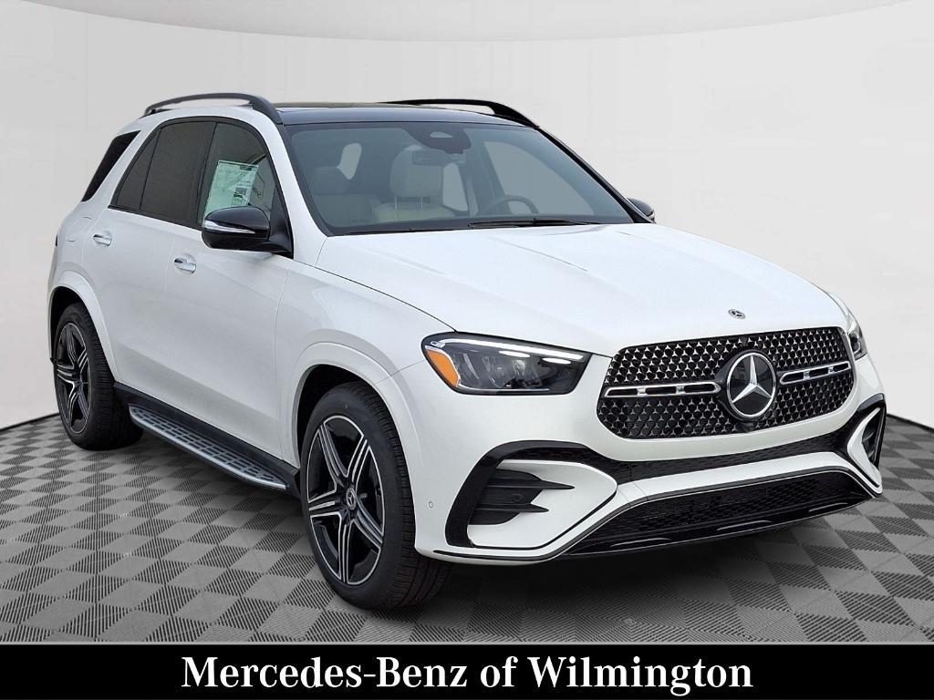 new 2025 Mercedes-Benz GLE 450 car, priced at $82,085