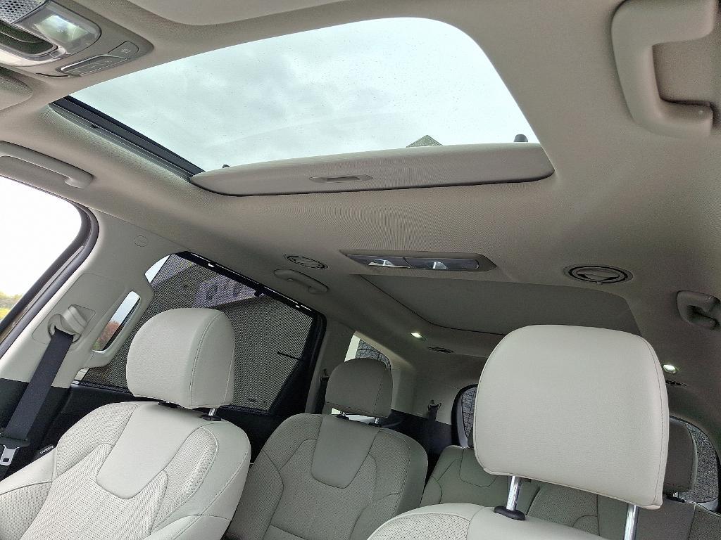 used 2022 Kia Telluride car, priced at $32,900