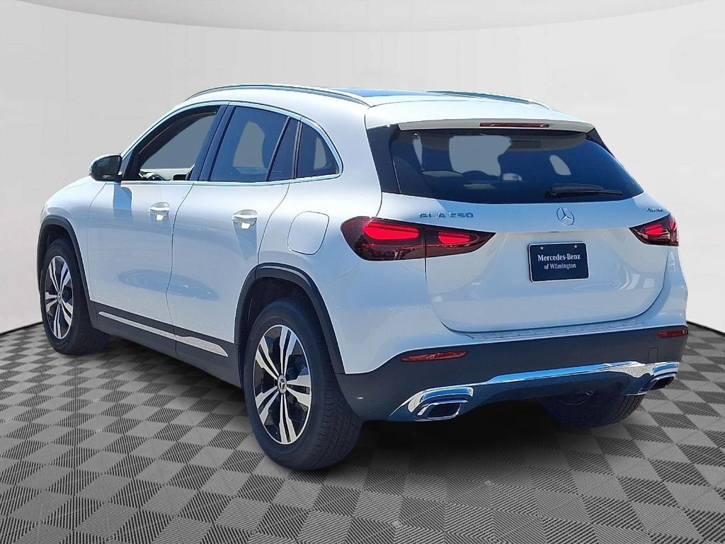 new 2026 Mercedes-Benz GLA 250 car, priced at $48,195