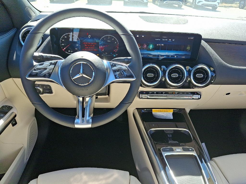 new 2026 Mercedes-Benz GLA 250 car, priced at $48,195