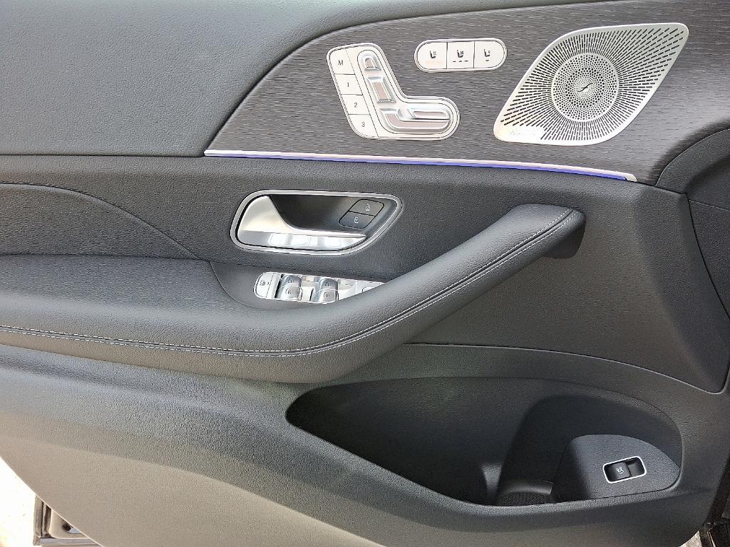 new 2026 Mercedes-Benz GLE 350 car