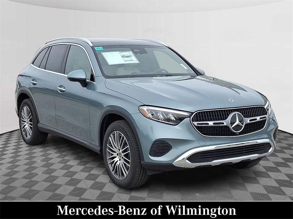 new 2025 Mercedes-Benz GLC 300 car, priced at $55,535