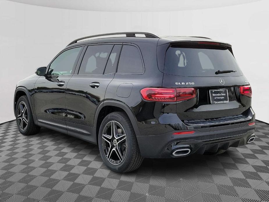 new 2024 Mercedes-Benz GLB 250 car