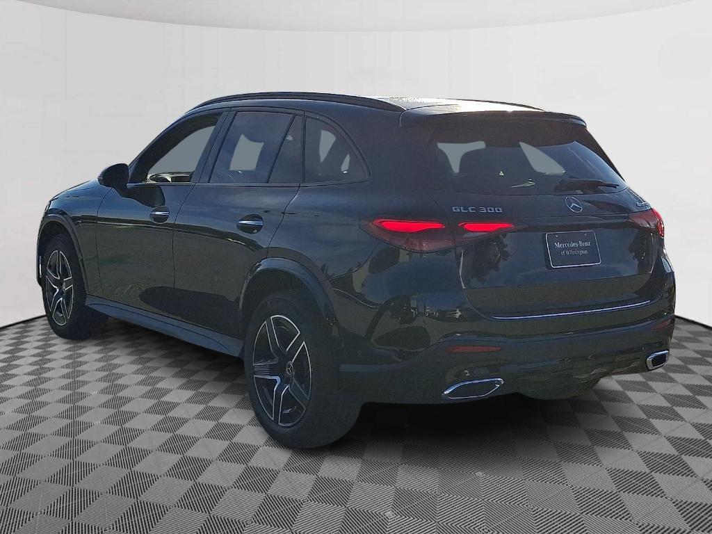 new 2026 Mercedes-Benz GLC 300 car