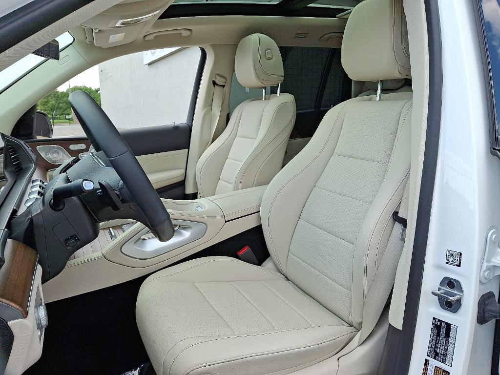 used 2023 Mercedes-Benz GLS 450 car, priced at $68,900