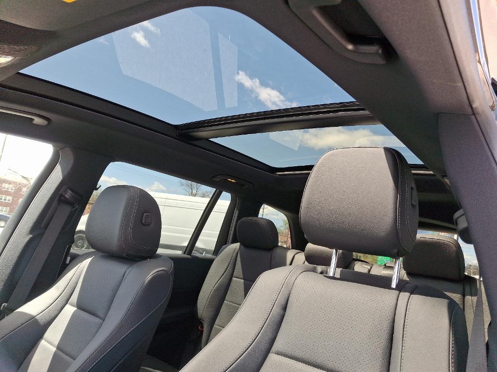 new 2025 Mercedes-Benz GLS 450 car, priced at $91,615
