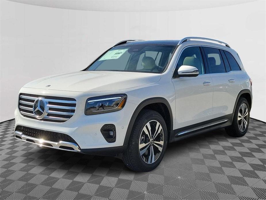 new 2024 Mercedes-Benz GLB 250 car, priced at $52,090