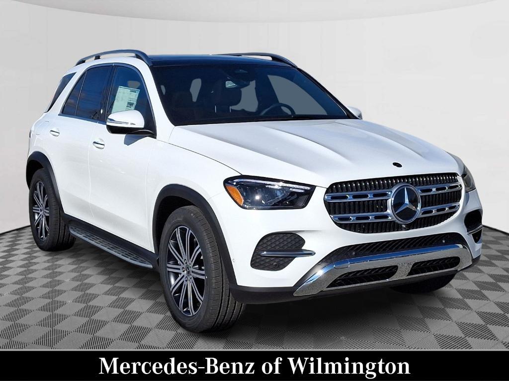 new 2025 Mercedes-Benz GLE 450 car, priced at $79,455