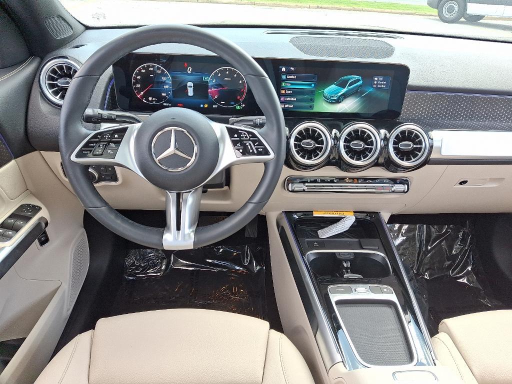 used 2025 Mercedes-Benz GLB 250 car, priced at $52,115