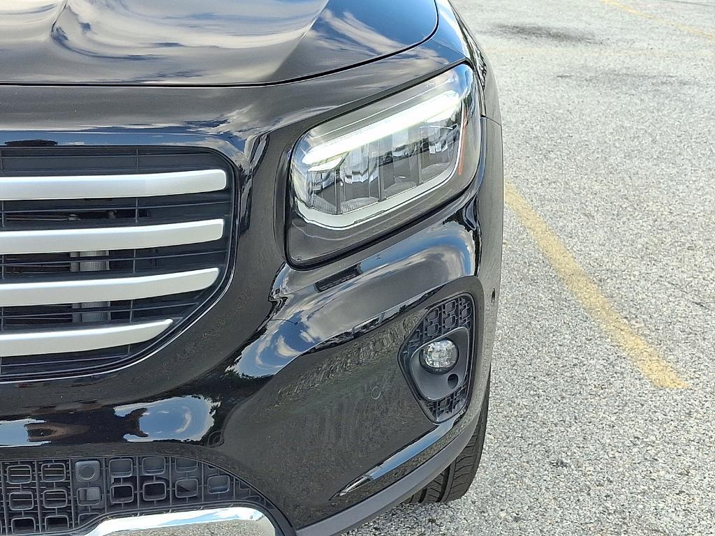used 2025 Mercedes-Benz GLB 250 car, priced at $52,115