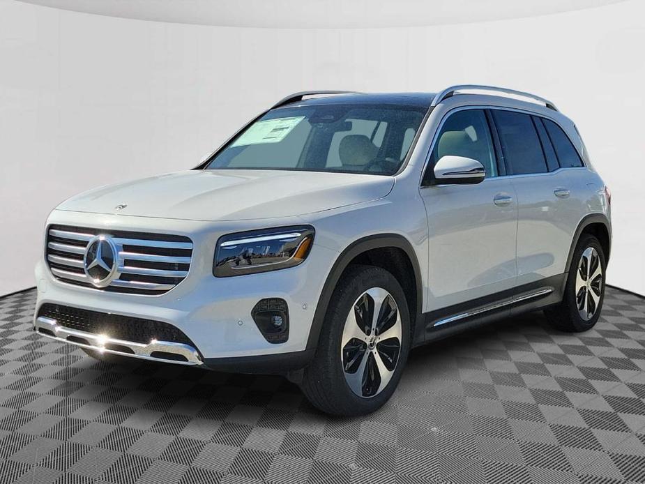 new 2024 Mercedes-Benz GLB 250 car, priced at $51,670