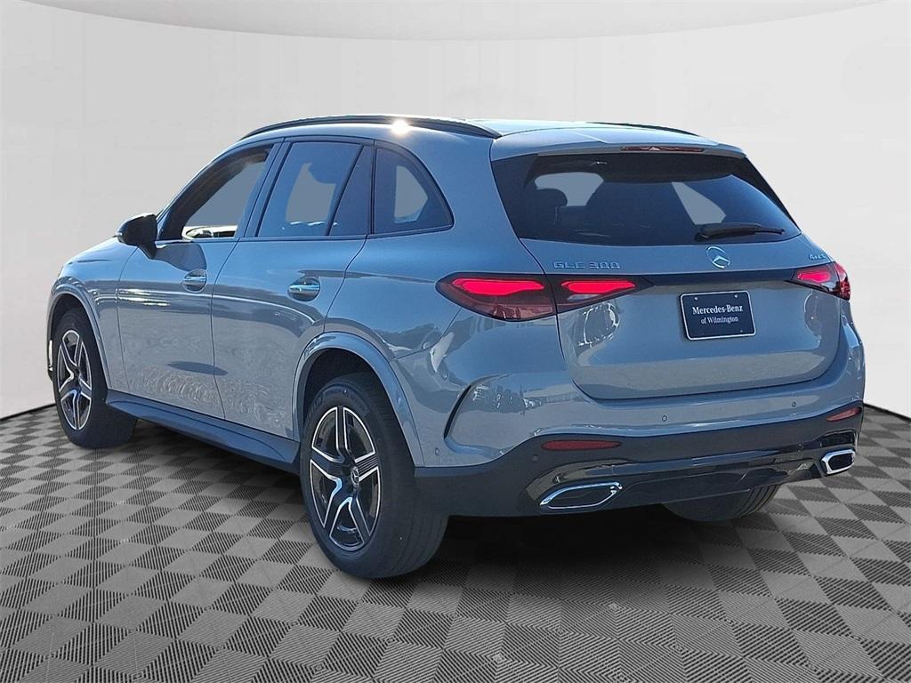 new 2026 Mercedes-Benz GLC 300 car, priced at $62,645