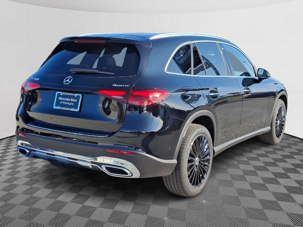 new 2025 Mercedes-Benz GLC 300 car, priced at $58,130