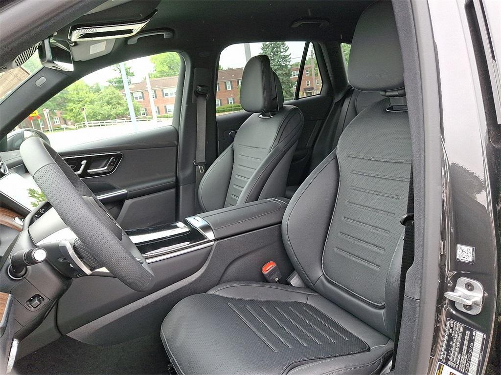 new 2025 Mercedes-Benz GLC 350e car, priced at $69,100