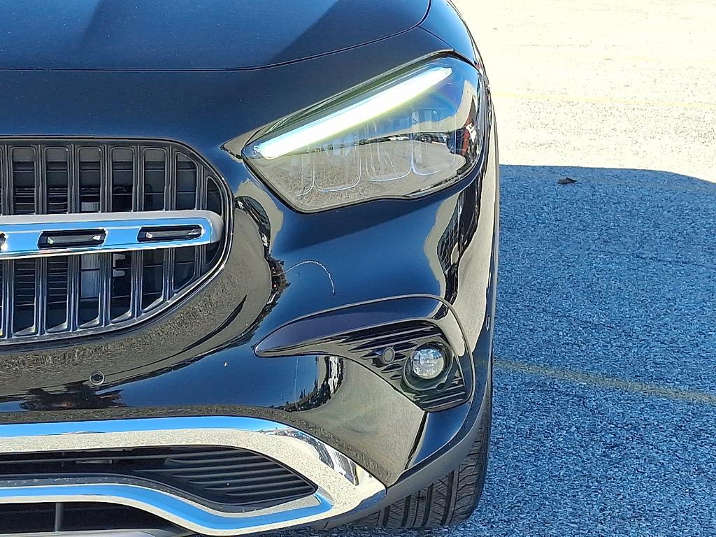 used 2025 Mercedes-Benz GLA 250 car, priced at $42,900