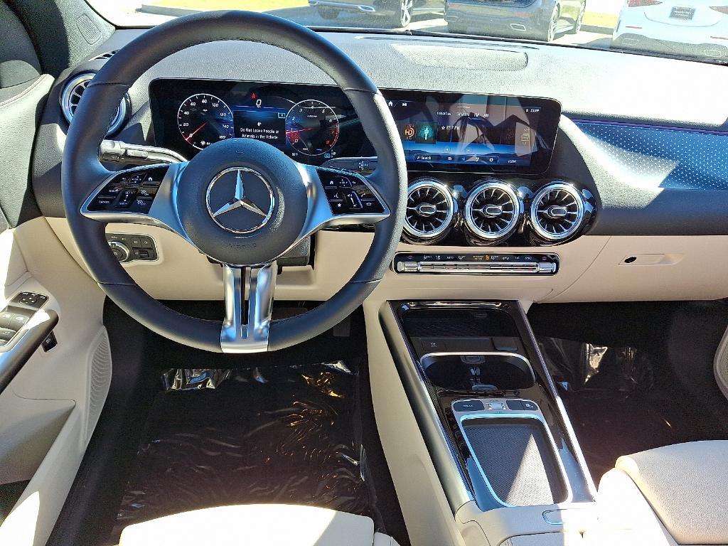 used 2025 Mercedes-Benz GLA 250 car, priced at $42,900