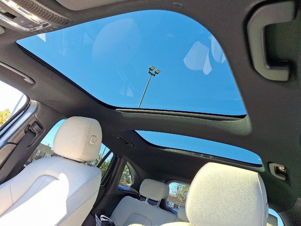 used 2025 Mercedes-Benz GLA 250 car, priced at $42,900