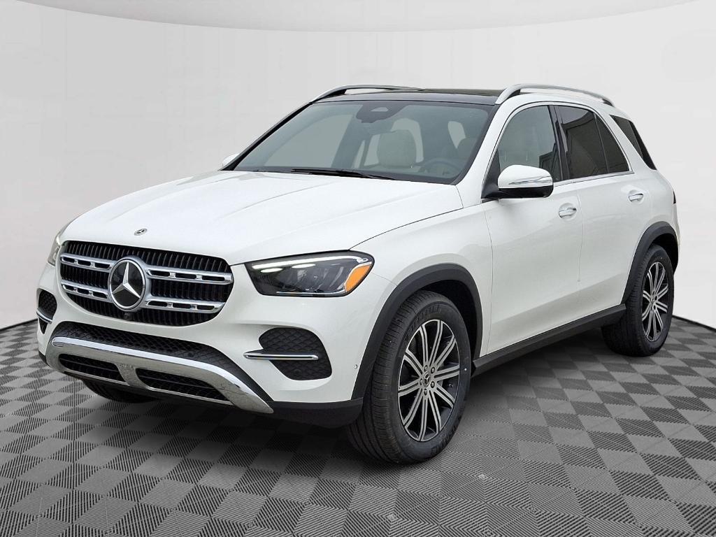 new 2025 Mercedes-Benz GLE 450 car, priced at $76,335