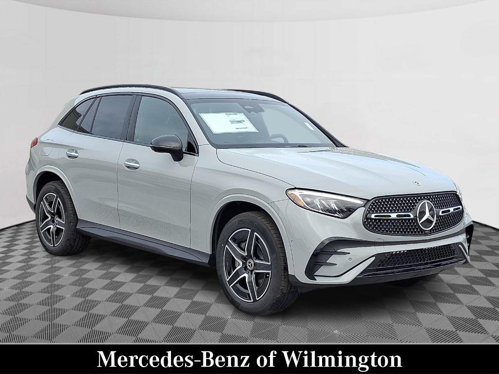 new 2026 Mercedes-Benz GLC 300 car