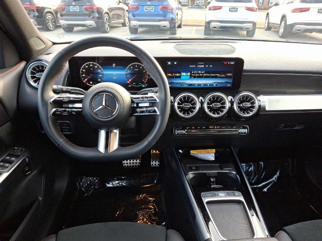 used 2024 Mercedes-Benz GLB 250 car, priced at $44,900