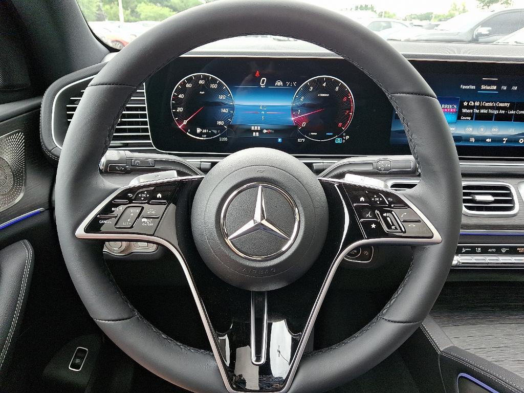 new 2025 Mercedes-Benz GLS 450 car, priced at $91,615