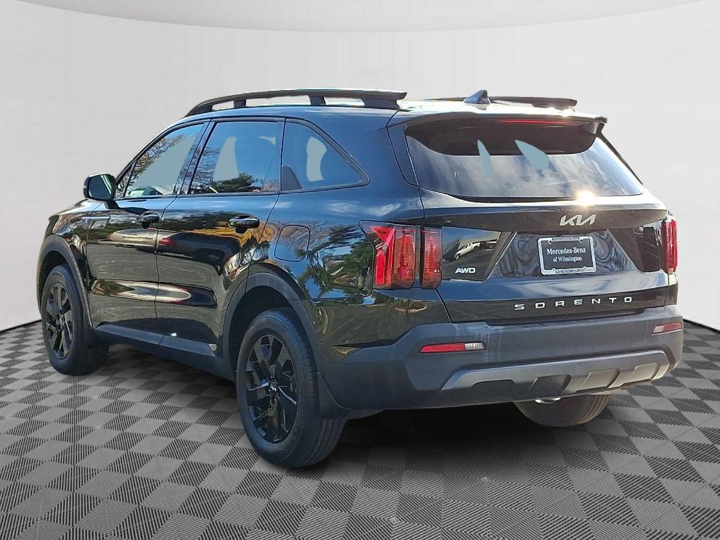 used 2022 Kia Sorento car, priced at $25,900