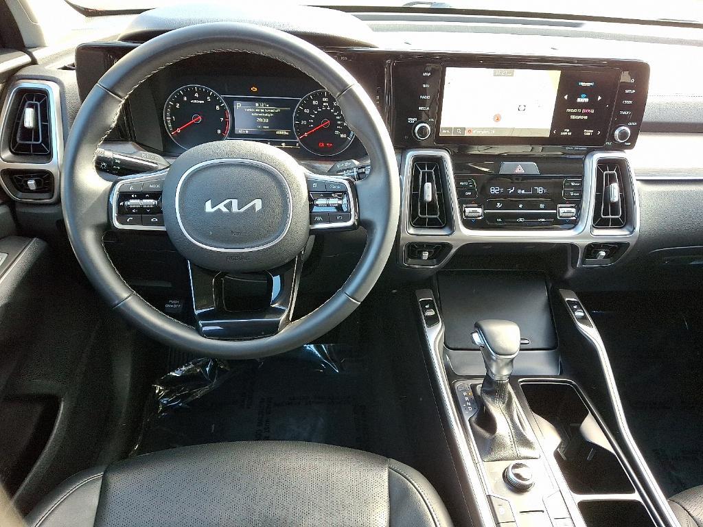 used 2022 Kia Sorento car, priced at $25,900