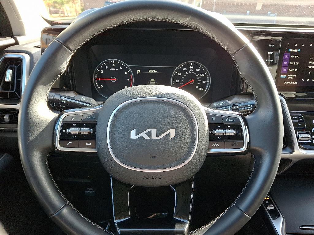 used 2022 Kia Sorento car, priced at $25,900