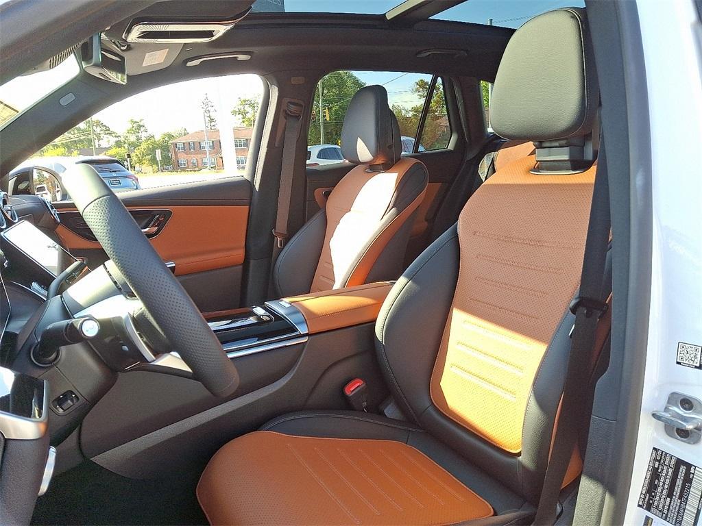 new 2026 Mercedes-Benz GLC 300 car