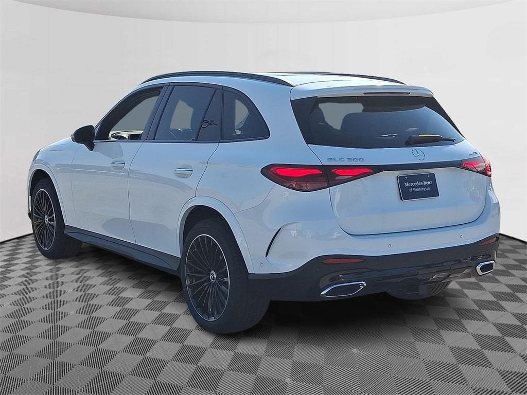 new 2026 Mercedes-Benz GLC 300 car