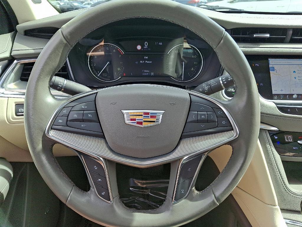 used 2020 Cadillac XT5 car, priced at $26,900