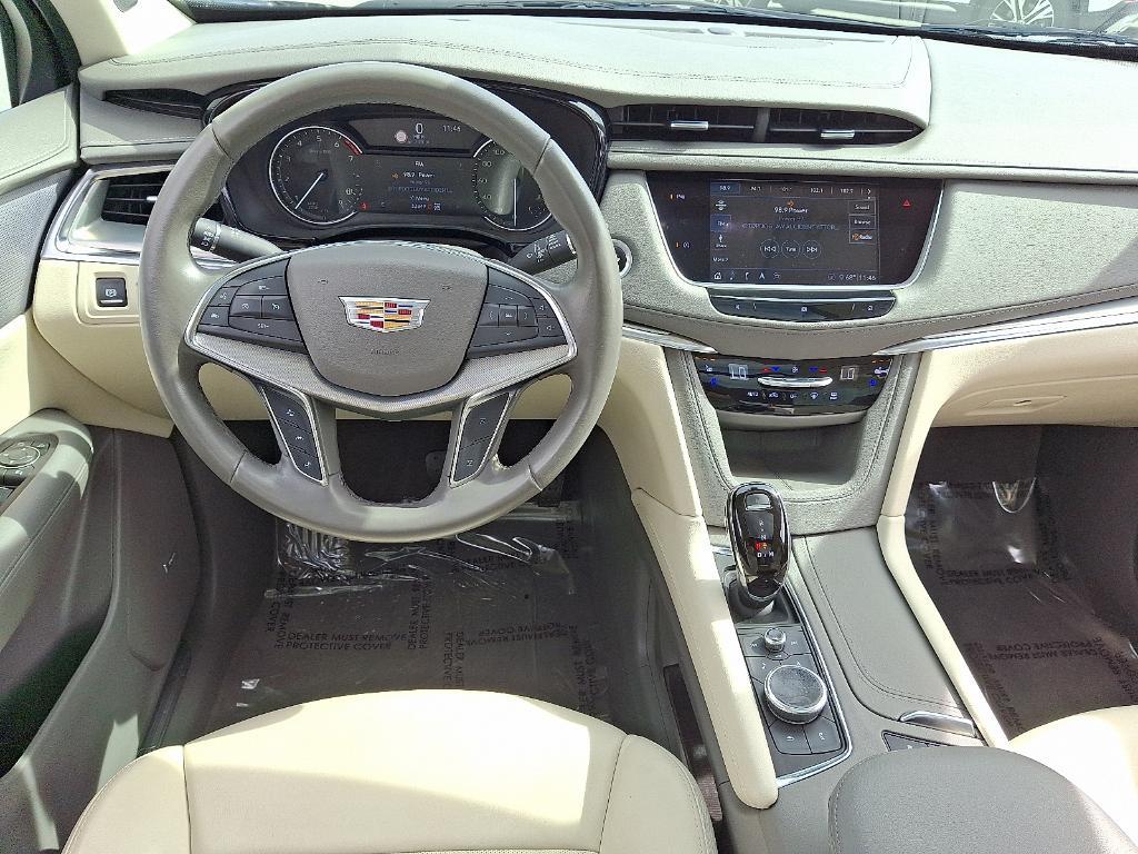 used 2020 Cadillac XT5 car, priced at $26,900