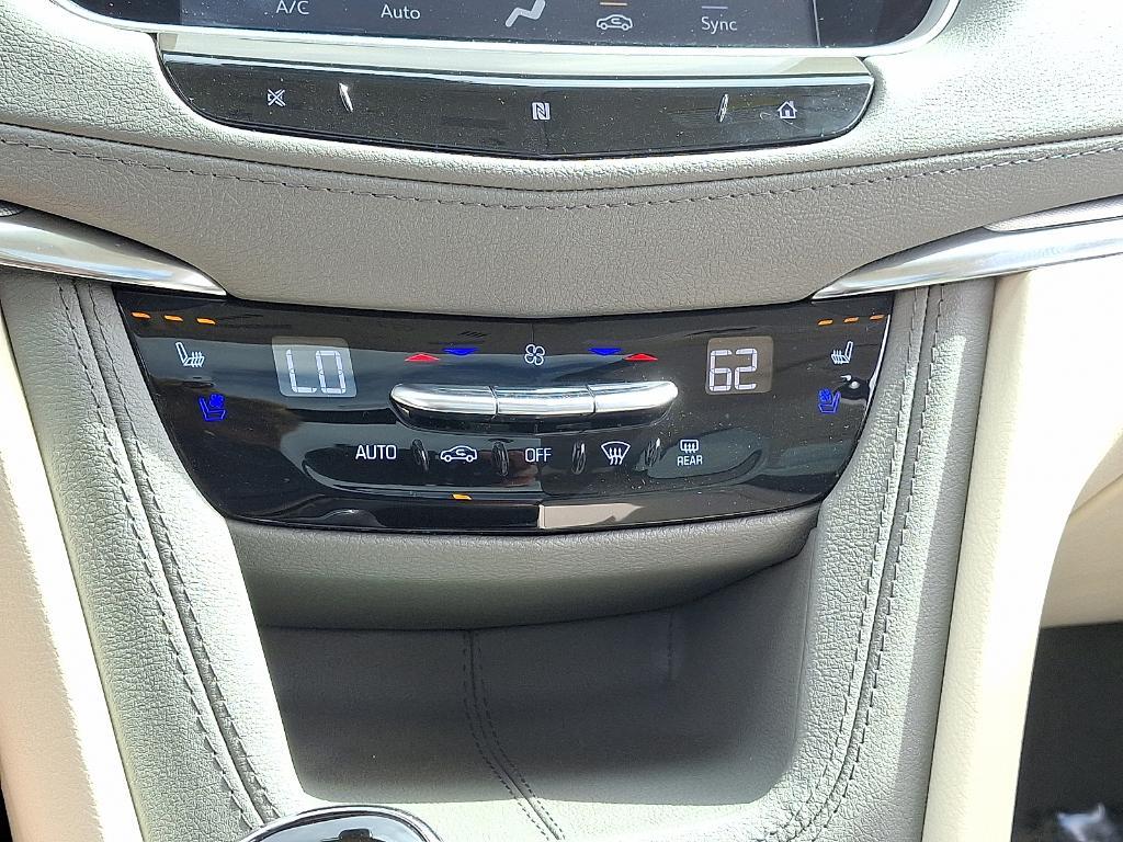 used 2020 Cadillac XT5 car, priced at $26,900