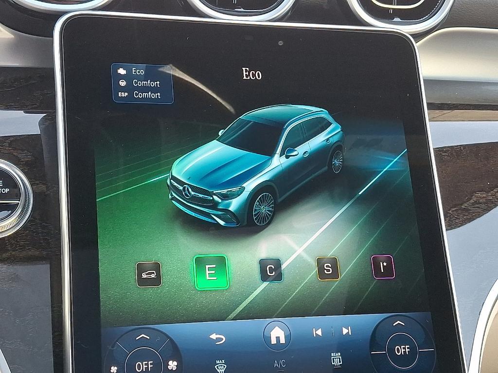 new 2026 Mercedes-Benz GLC 300 car, priced at $55,335