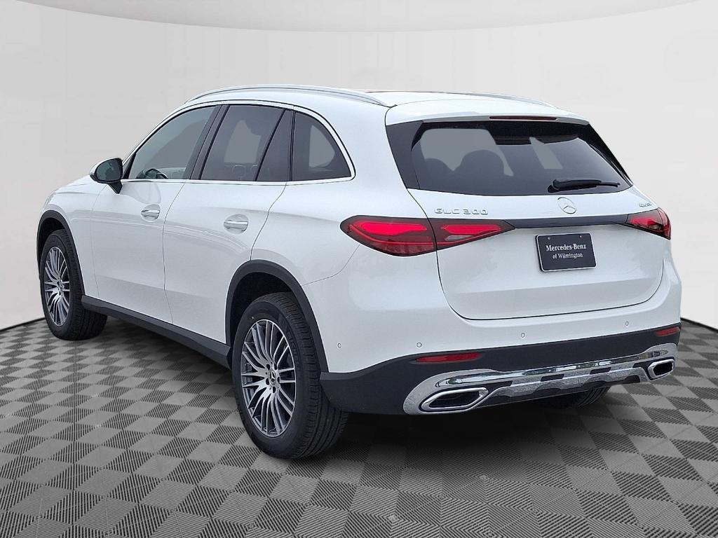 new 2025 Mercedes-Benz GLC 300 car, priced at $54,785