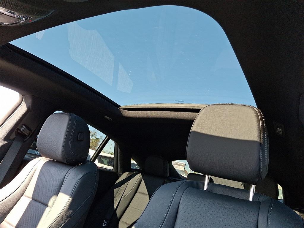 new 2026 Mercedes-Benz GLE 450 car, priced at $84,465