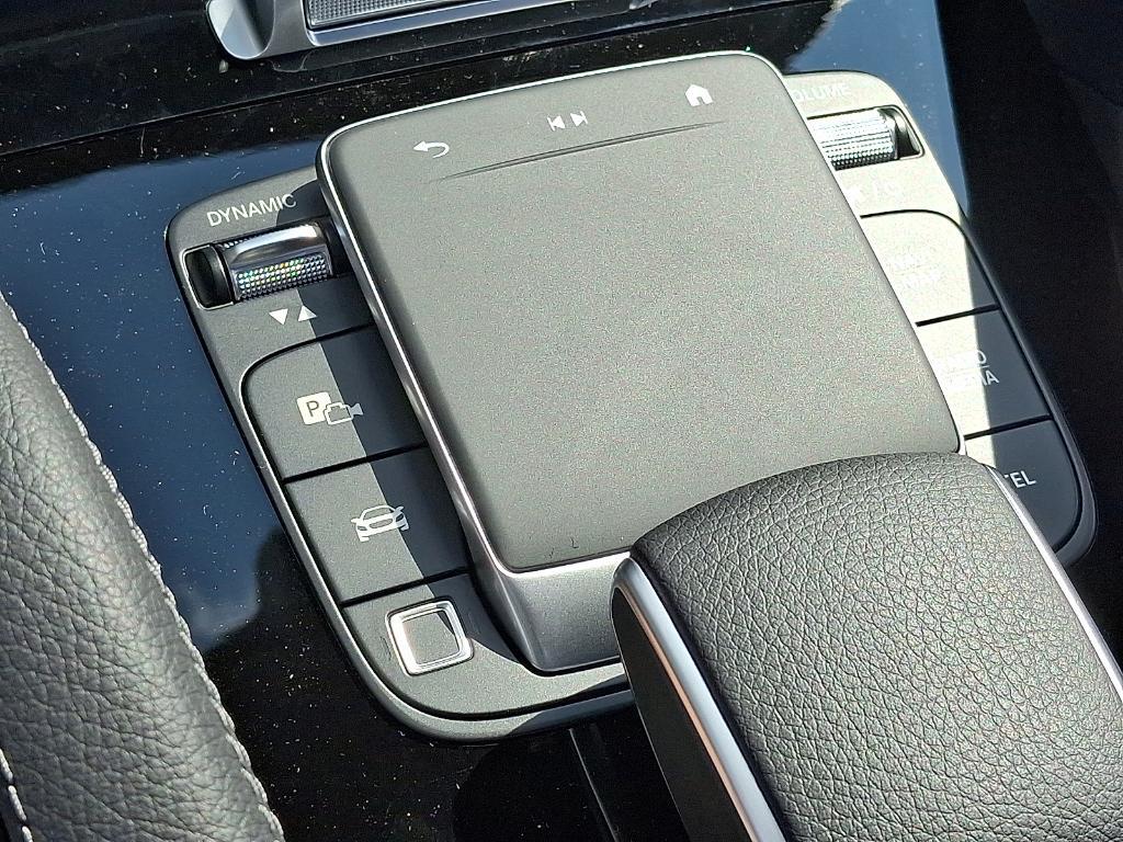 new 2026 Mercedes-Benz GLE 450 car