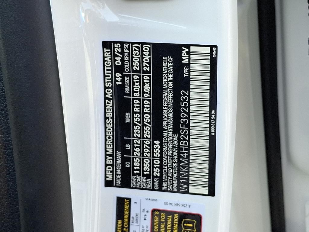 new 2025 Mercedes-Benz GLC 300 car, priced at $57,800