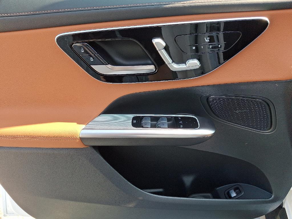 new 2025 Mercedes-Benz GLC 300 car, priced at $57,800