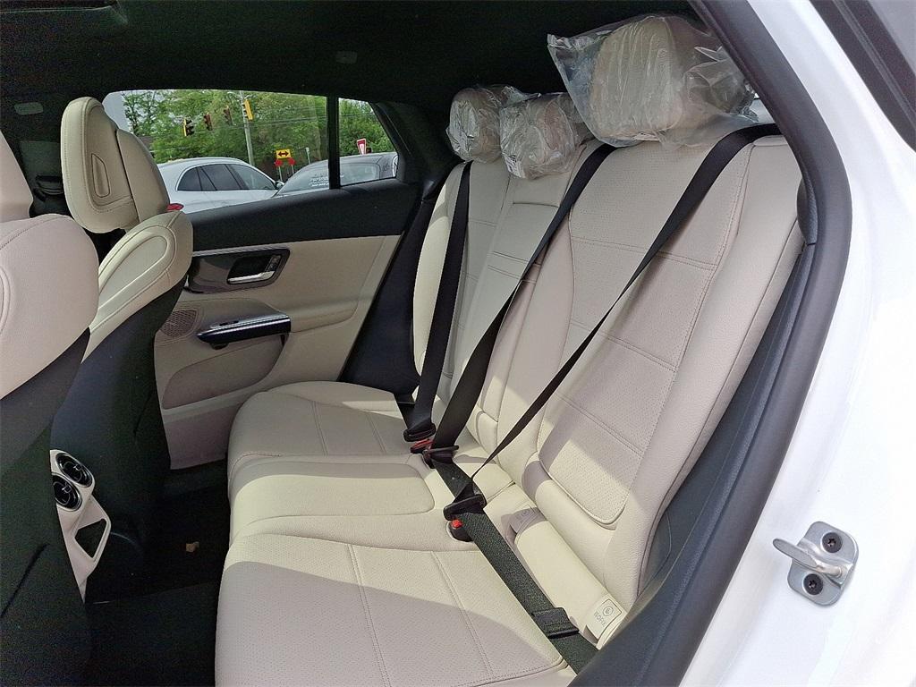 new 2025 Mercedes-Benz GLC 300 car, priced at $60,735