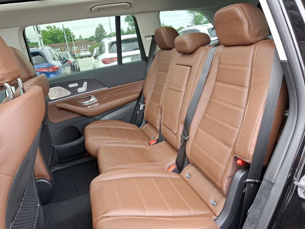 new 2025 Mercedes-Benz GLS 450 car, priced at $94,900