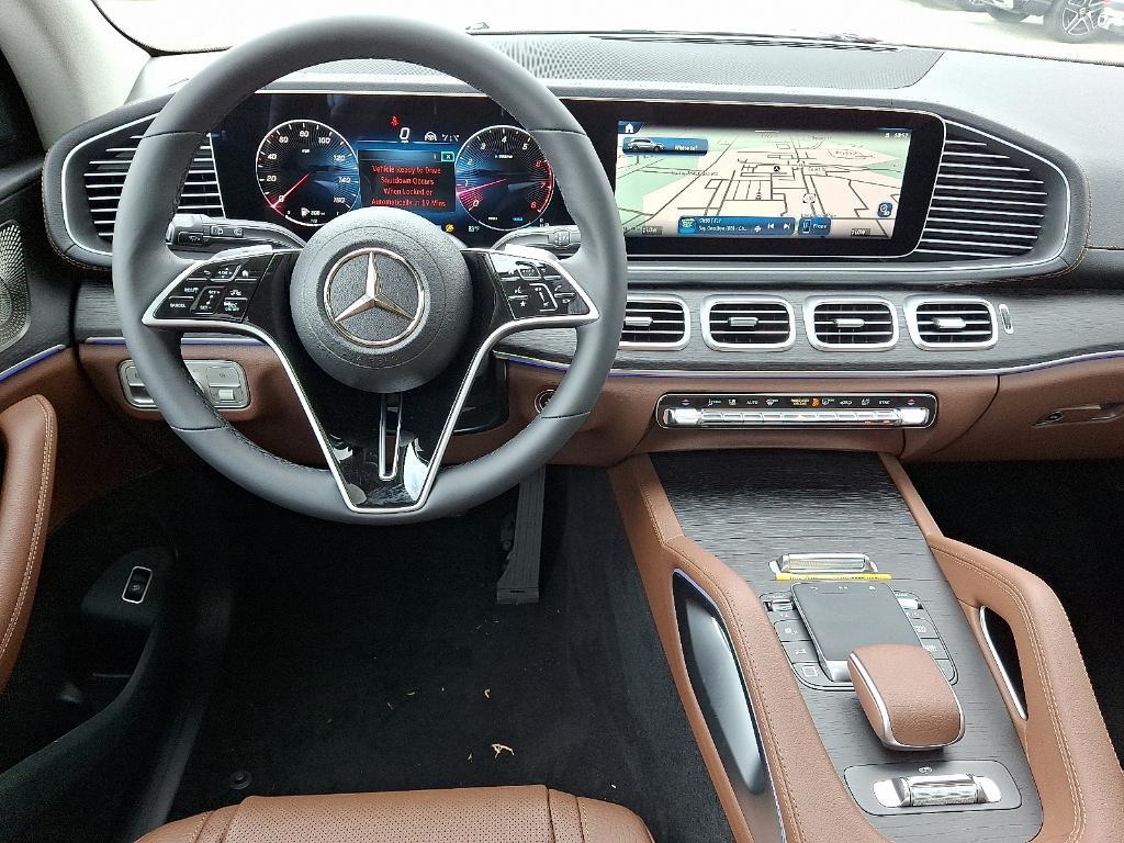 new 2025 Mercedes-Benz GLS 450 car, priced at $94,900