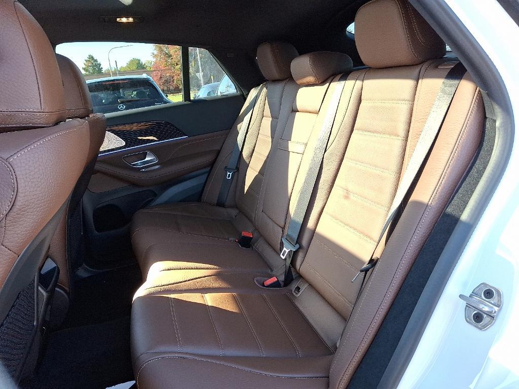 new 2026 Mercedes-Benz GLE 450 car