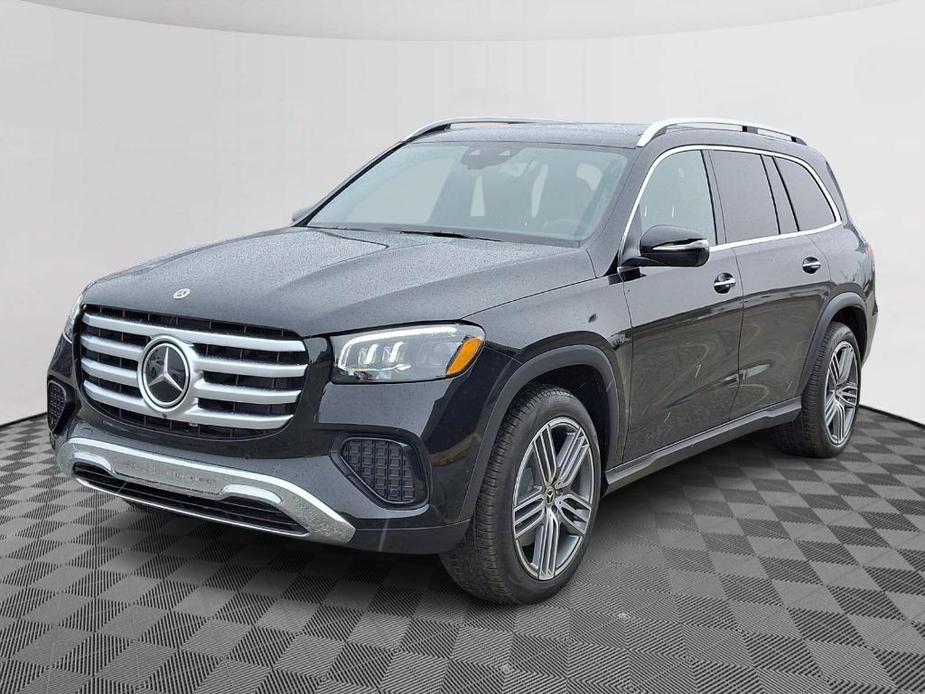 new 2025 Mercedes-Benz GLS 450 car, priced at $91,945