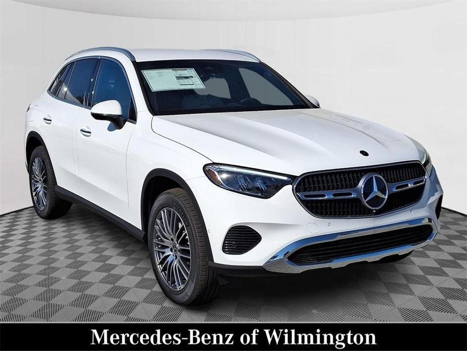 new 2025 Mercedes-Benz GLC 300 car, priced at $53,385