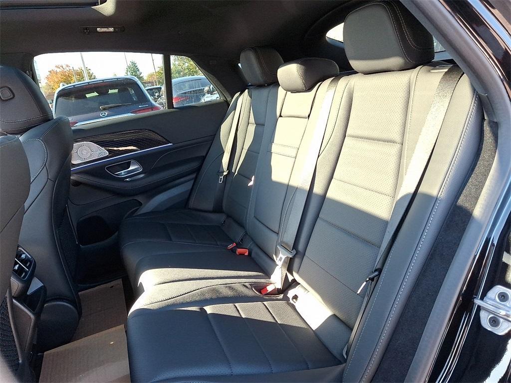 new 2026 Mercedes-Benz GLE 450 car, priced at $81,685