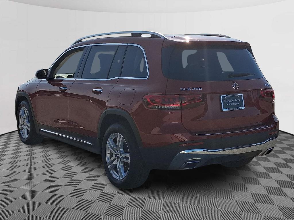 used 2022 Mercedes-Benz GLB 250 car, priced at $32,900
