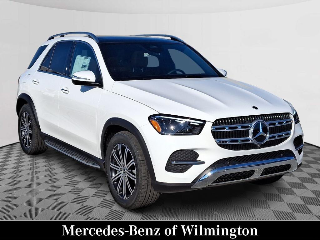 new 2025 Mercedes-Benz GLE 450 car, priced at $77,315