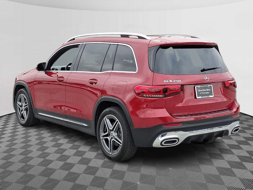 used 2022 Mercedes-Benz GLB 250 car, priced at $33,900