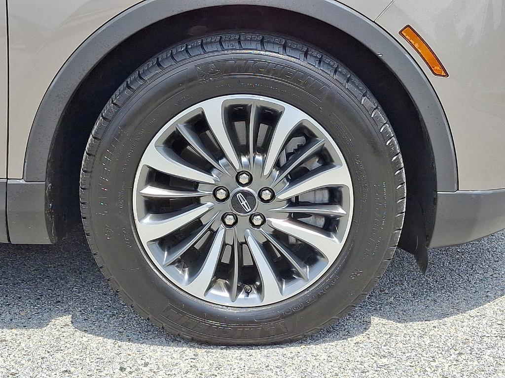 used 2021 Lincoln Nautilus car, priced at $25,900